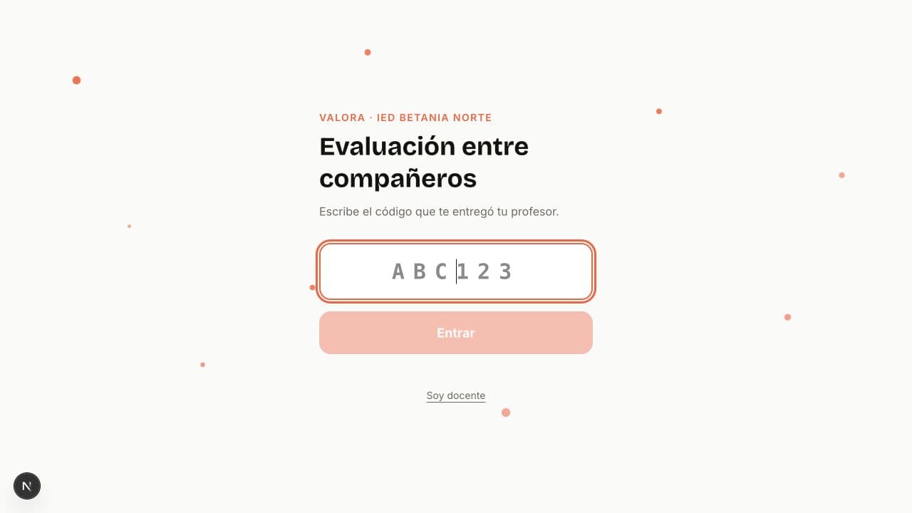 Flujo real de evaluación entre compañeros en Valora