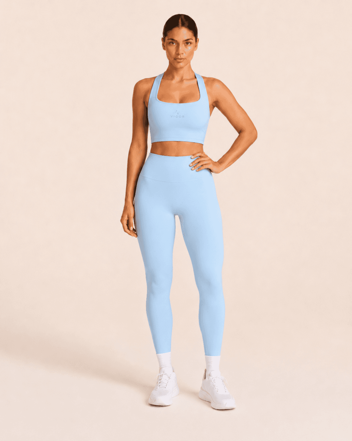 Conjunto deportivo celeste del concepto VIGOR